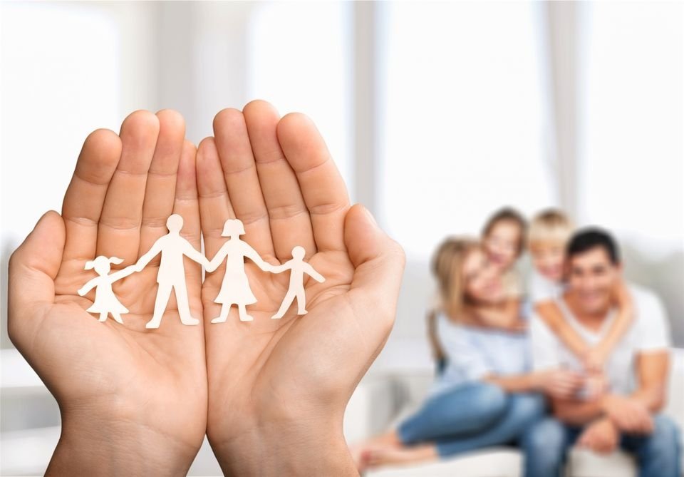 Due professioniste della salute che lavorano insieme, donne straordinarie di un progetto condiviso